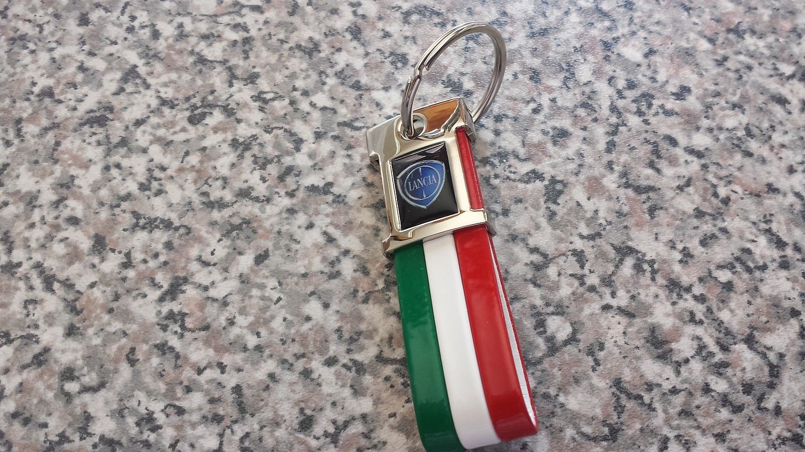 Portachiavi LOGO LANCIA "Carrera"  - vernice "Italy" mm. 28x90