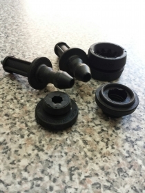 KIT PERNO COPERCHIO MOTORE FIA